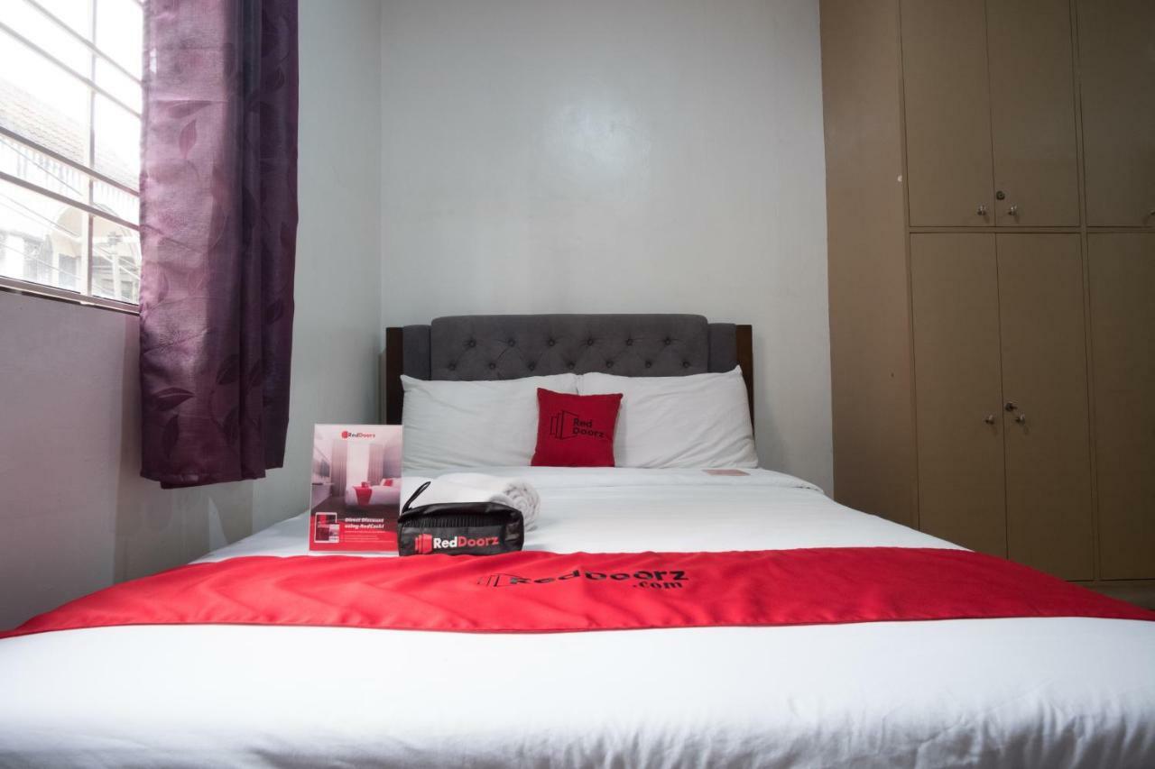 Reddoorz Near Robinsons Place Manila Exterior foto